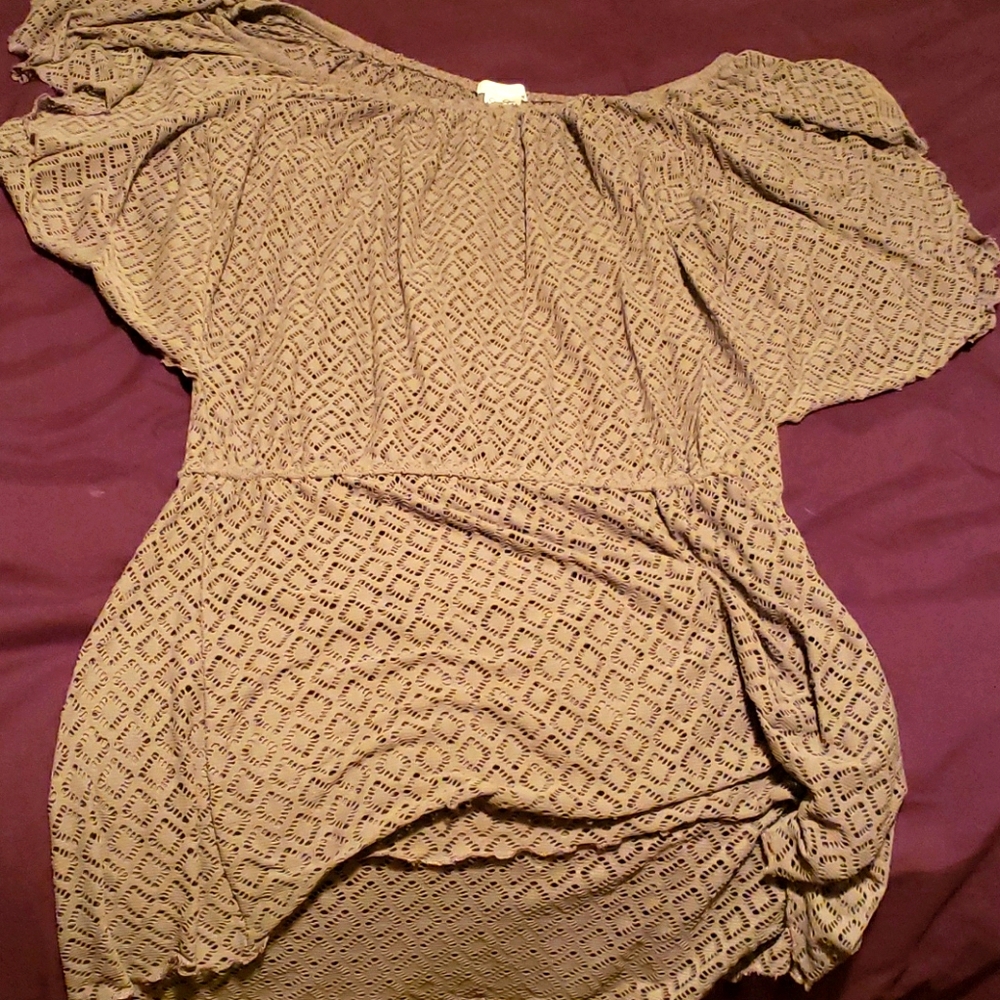 Jessica simpson Lace off shoulder tunic top
